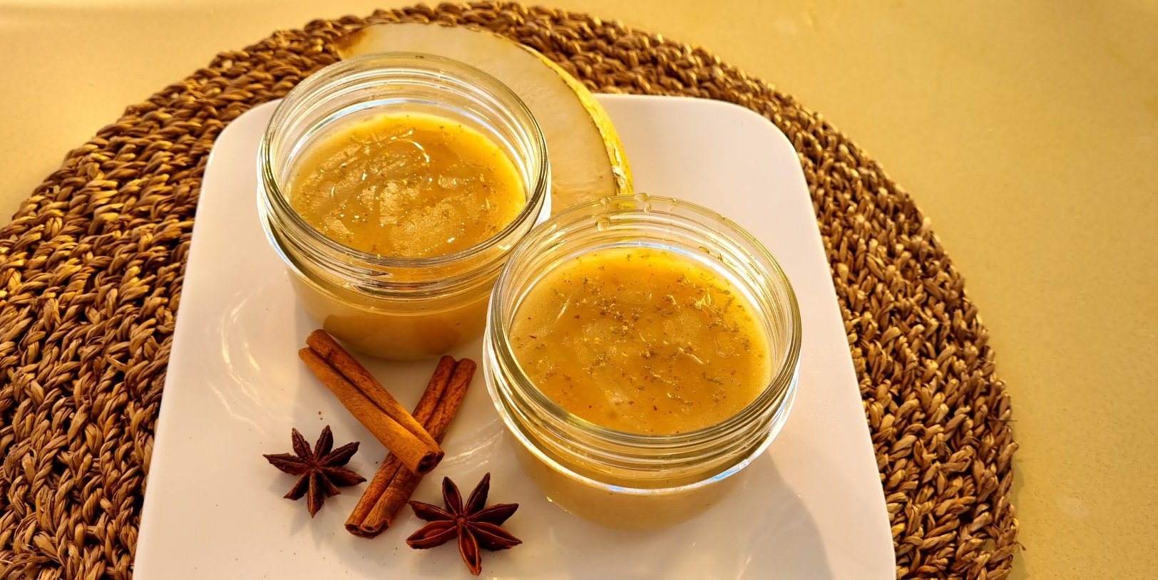 CRÈME DE FRUIT À PAIN AU MIEL DE MARTINIQUE