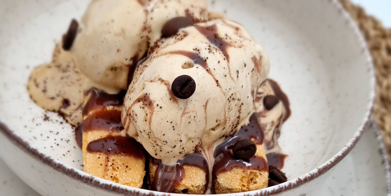 CRÈME GLACÉE AU CAFÉ