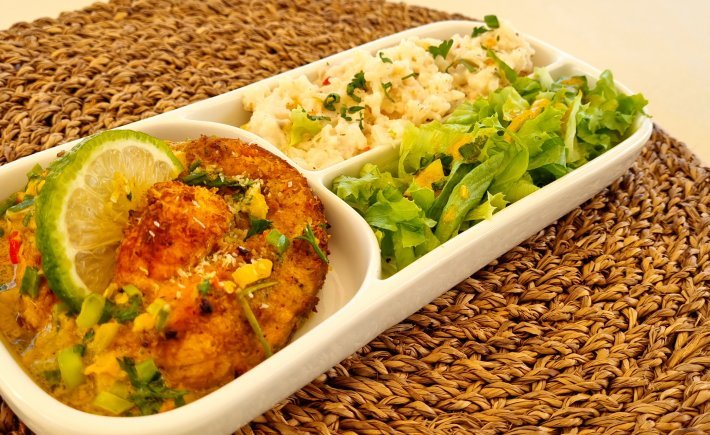 SAUMON RÔTI À LA MOUTARDE