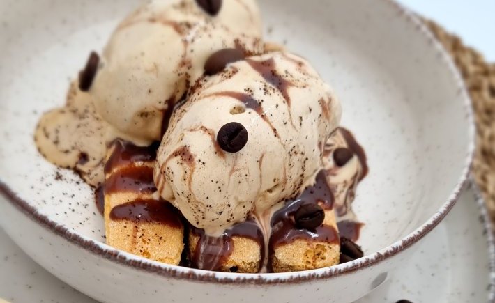 CRÈME GLACÉE AU CAFÉ