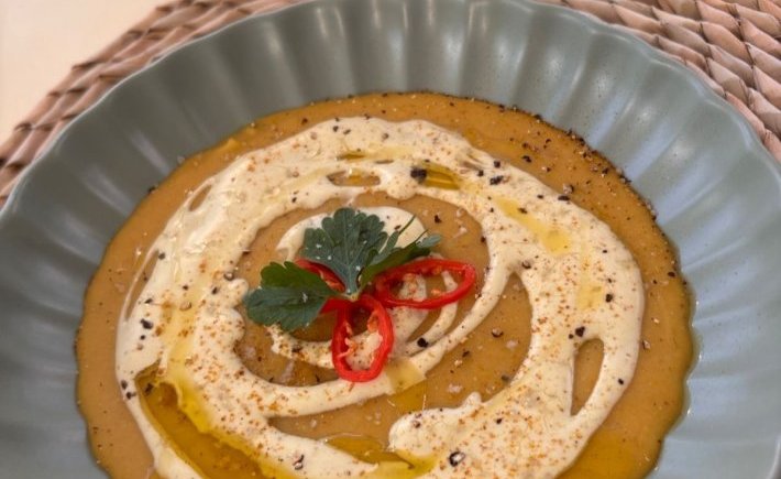 VELOUTÉ DE PATATES DOUCES ET LENTILLES CORAIL