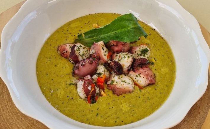 SALADE DE CHATROU, PURÉE DE PETITS POIS AU CHADRON BÉNI