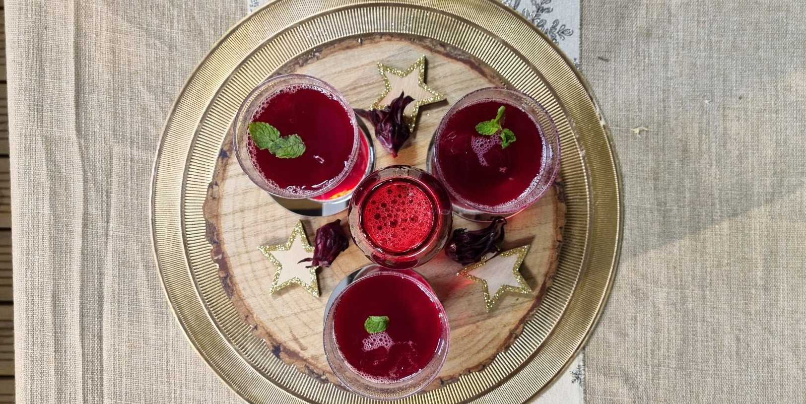 JUS DE GROSEILLES PAYS AUX ÉPICES