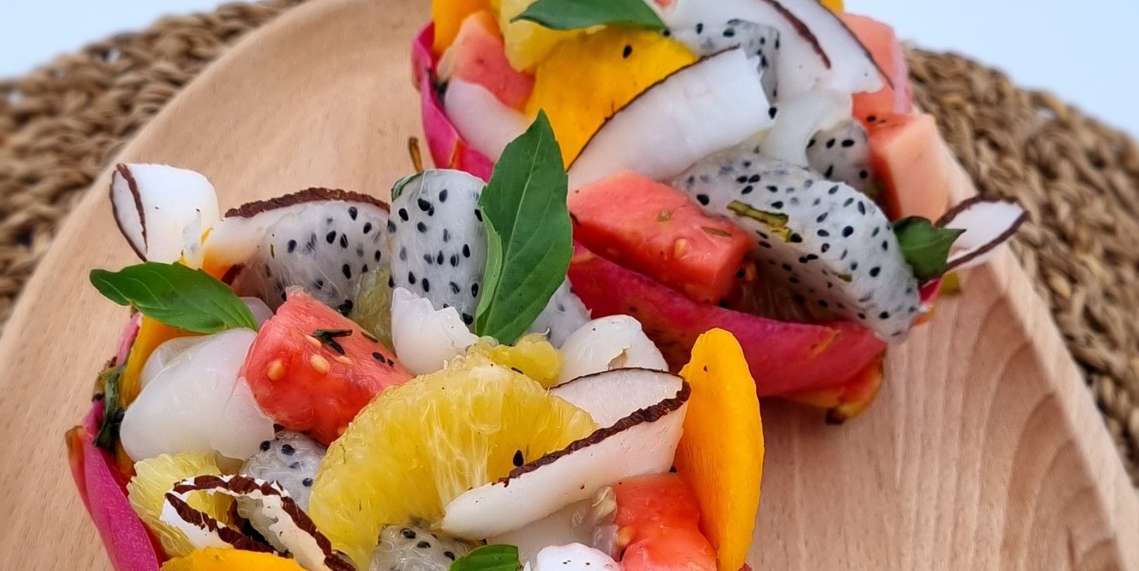 SALADE GOURMANDE AU PITAYA