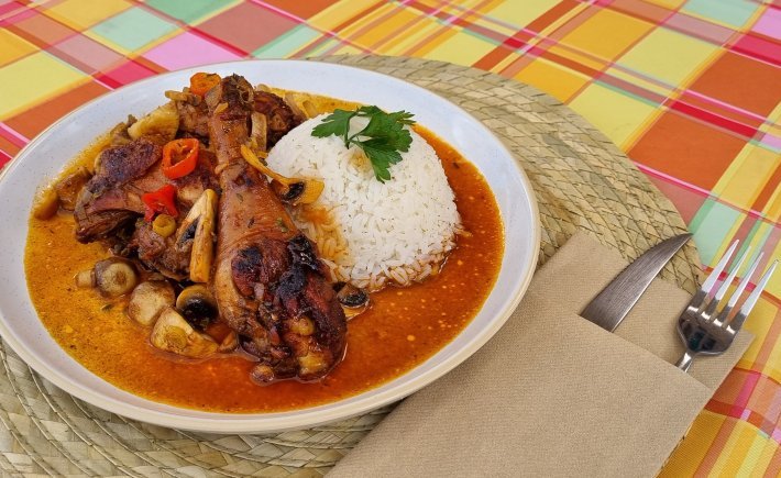 FRICASSÉE DE POULET ET CHAMPIGNONS DE MARTINIQUE