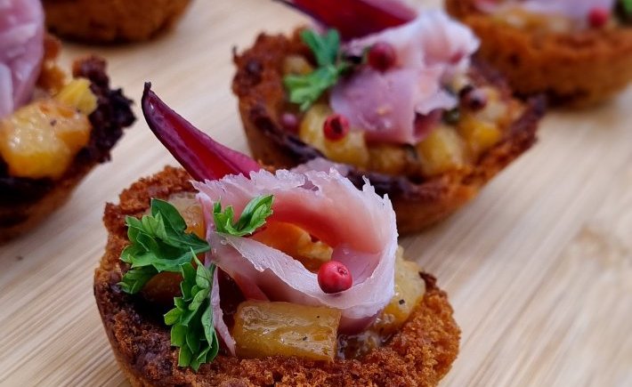 BOUCHÉE À L’ANANAS ET JAMBON DE NOËL
