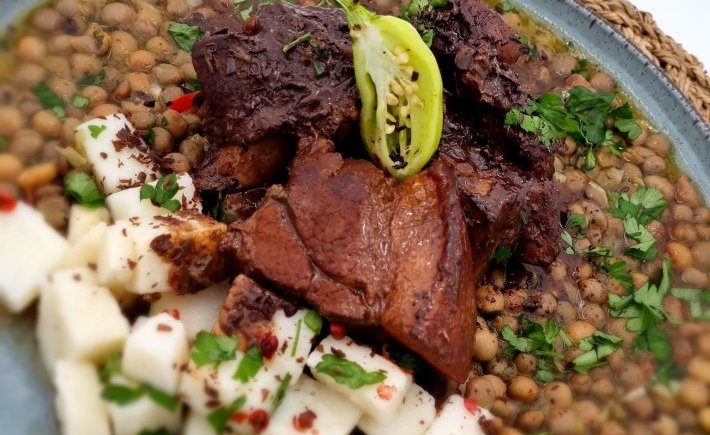 RAGOÛT DE COCHON DE NOËL AU CACAO